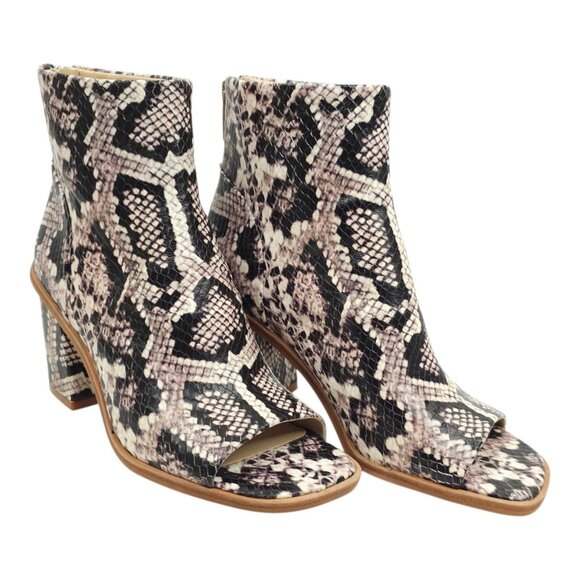 Vince Camuto Bebinder Peep Toe Ankle Boot Womens 5.5 Snakeskin Print Back Zip - Picture 2 of 14